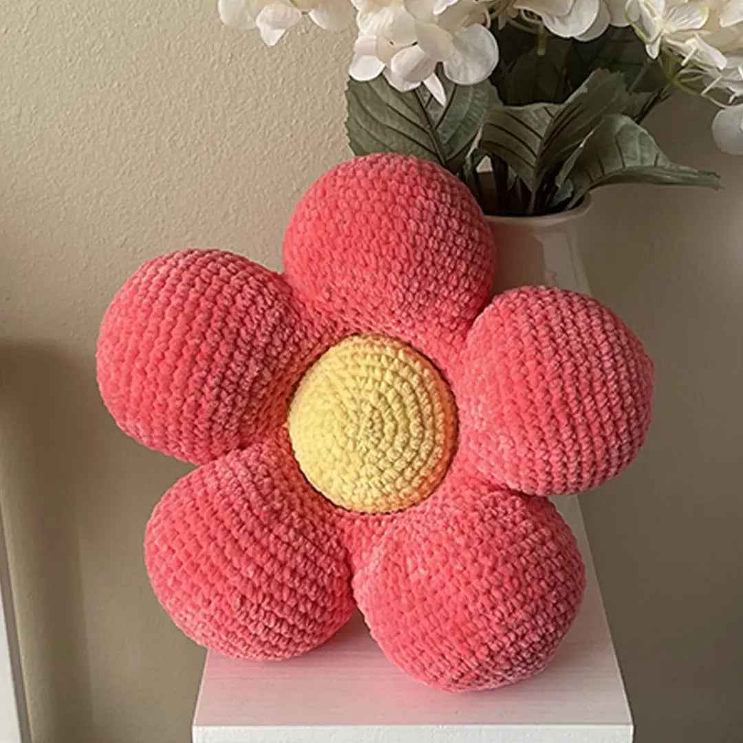 Plush Daisy Pillow • Available in 3 colors