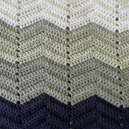 Color: navy