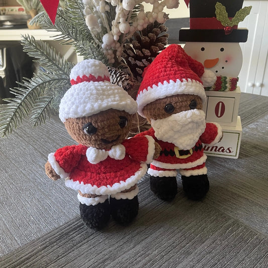 Handmade Crochet - Mr. & Mrs. Clause
