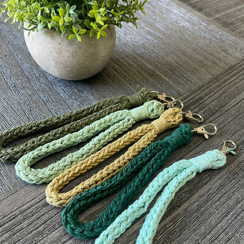 I-cord wristlet